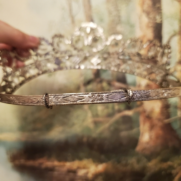 Vintage Antique Tiara Crown Headpiece - Picture 4 of 4